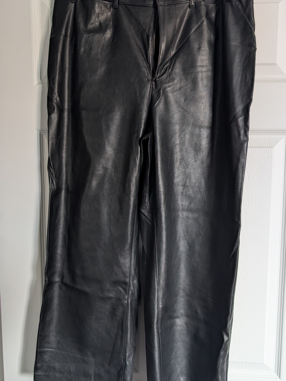 Old Navy Men's Black Faux Leather Relaxed Jeans